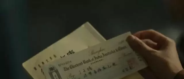 张云魁玉娇重逢戏份上线，小月颈戴三串珍珠引观众细读造型隐喻：细节速览