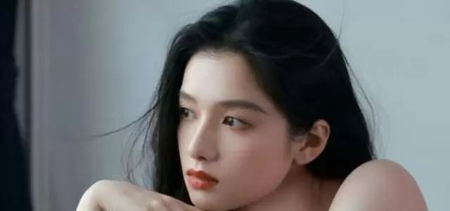 李现张婧仪主演《雾里青》广州开机，陶艺暗恋题材引全网关注：情报图