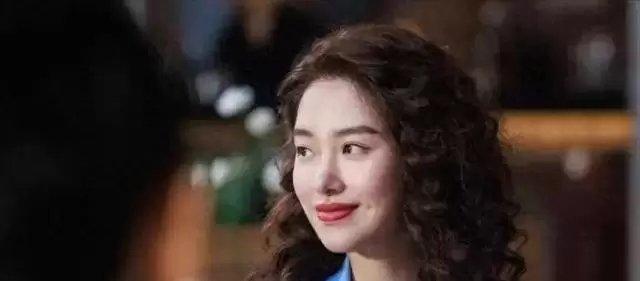 周媚坠楼与赵兰心怀孕引爆《孤烟》剧情转折点：细节速览